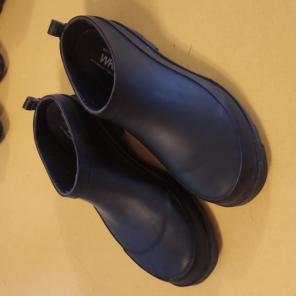 WK Shoes - WK Rain Clogs Women's Size 7